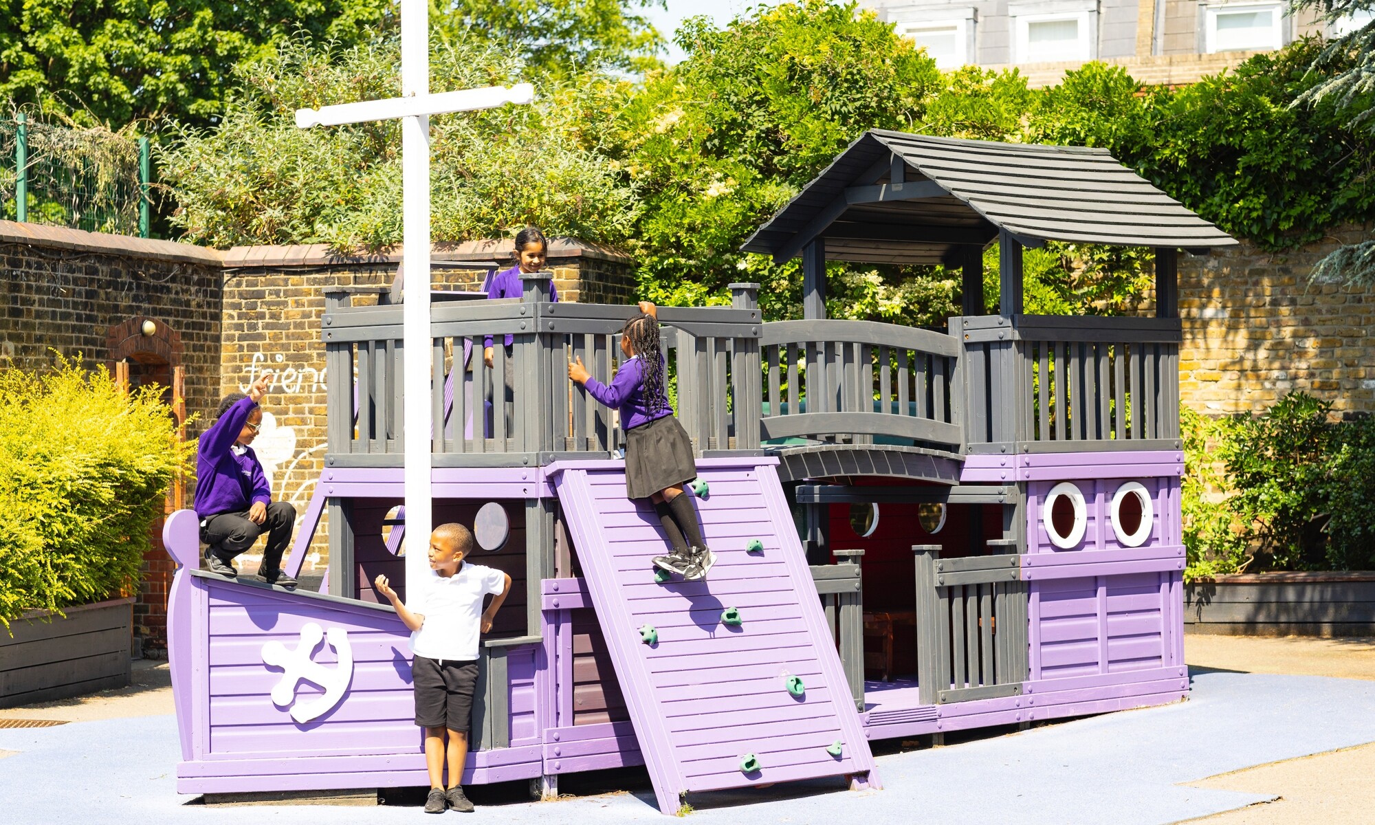 Westbridge Academy Image of Pupils in the School Playground